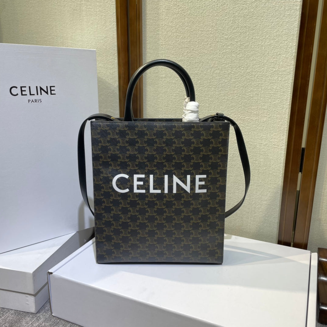 TRIOMPHE 32 BLACK IN PATTERN CALFSKIN