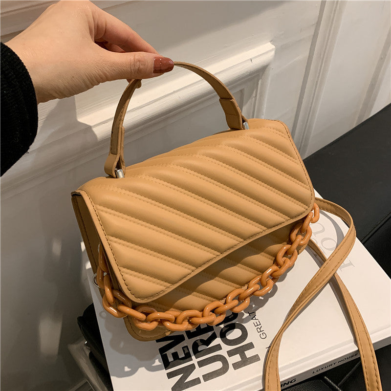 2025 Vintage Women's Autumn Trendy Quilted Chain Crossbody Shoulder Small Square Bag