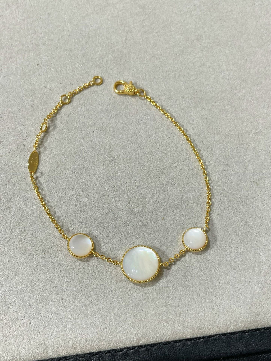 LUCKY STAR GOLD DIAMOND 3 MOTIF BRACELET