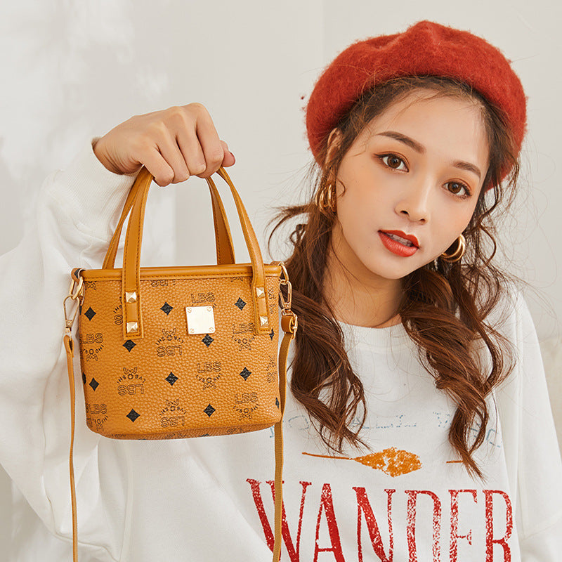 2025 Trendy Live-Streaming Printed Vintage Handheld Mini Wallet Bag