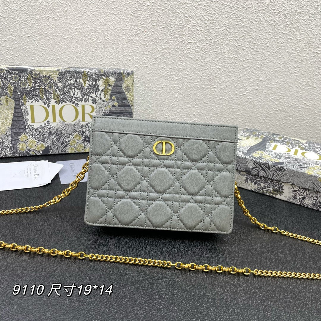 CARO POUCH 19 BAG IN GREY CALFSKIN