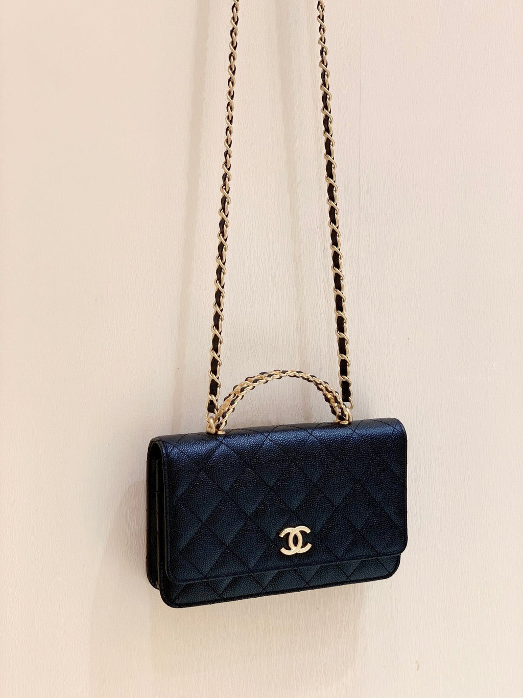 CHANEL 25S TOP HANDLE BAG 19 IN BLACK WALLET ON CHAIN LAMBSKIN