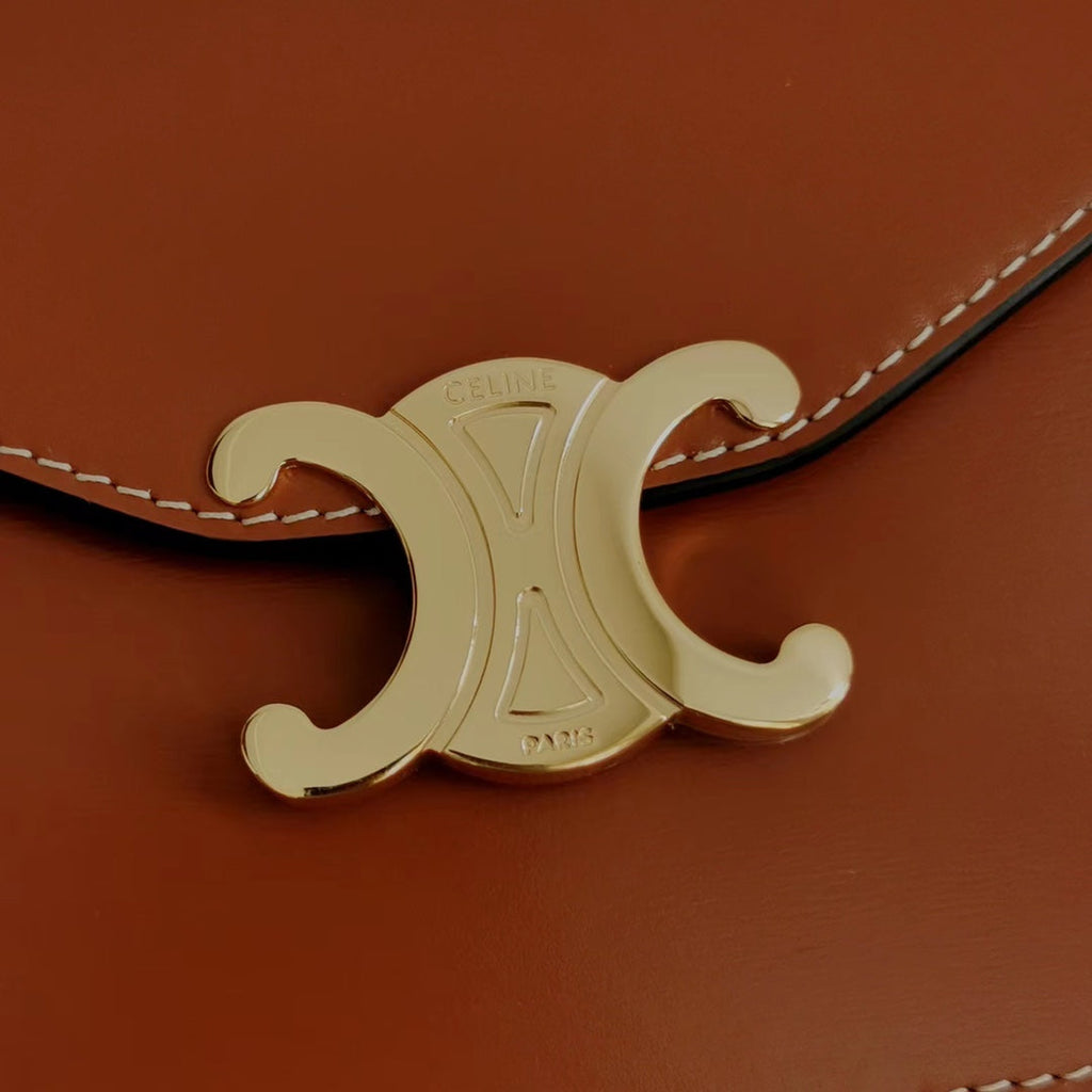 WALLET ON CHAIN MARGO 19 IN RUST ORANGE SMOOTH CALFSKIN GOLD HARDWARE