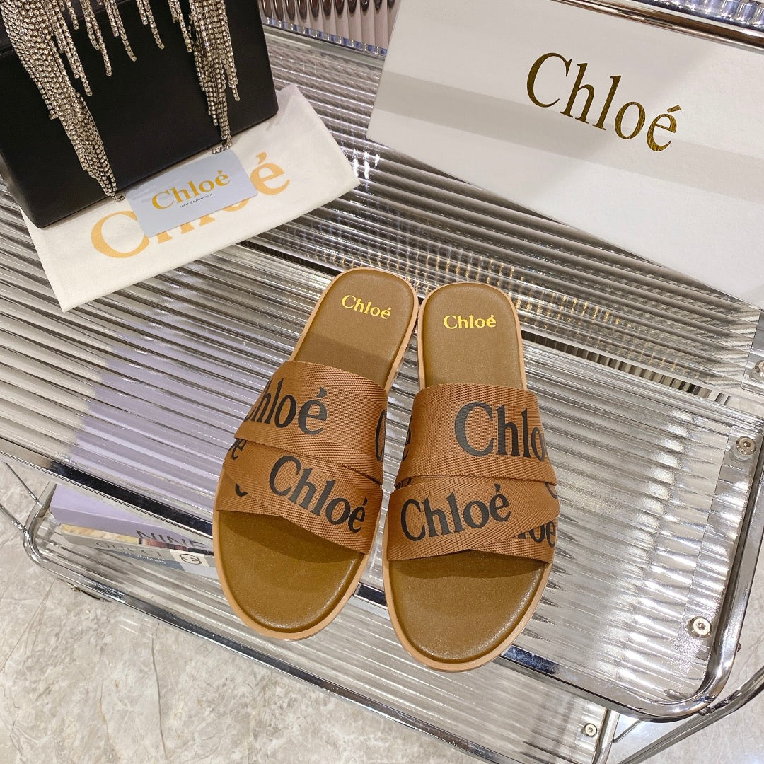 CHLO¨¦ WOODY SLIPPER IN CIDER BROWN CANVAS