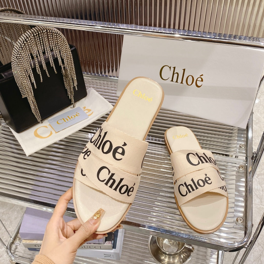 CHLO¨¦ WOODY SLIPPER IN BEIGE MIX BLACK CANVAS