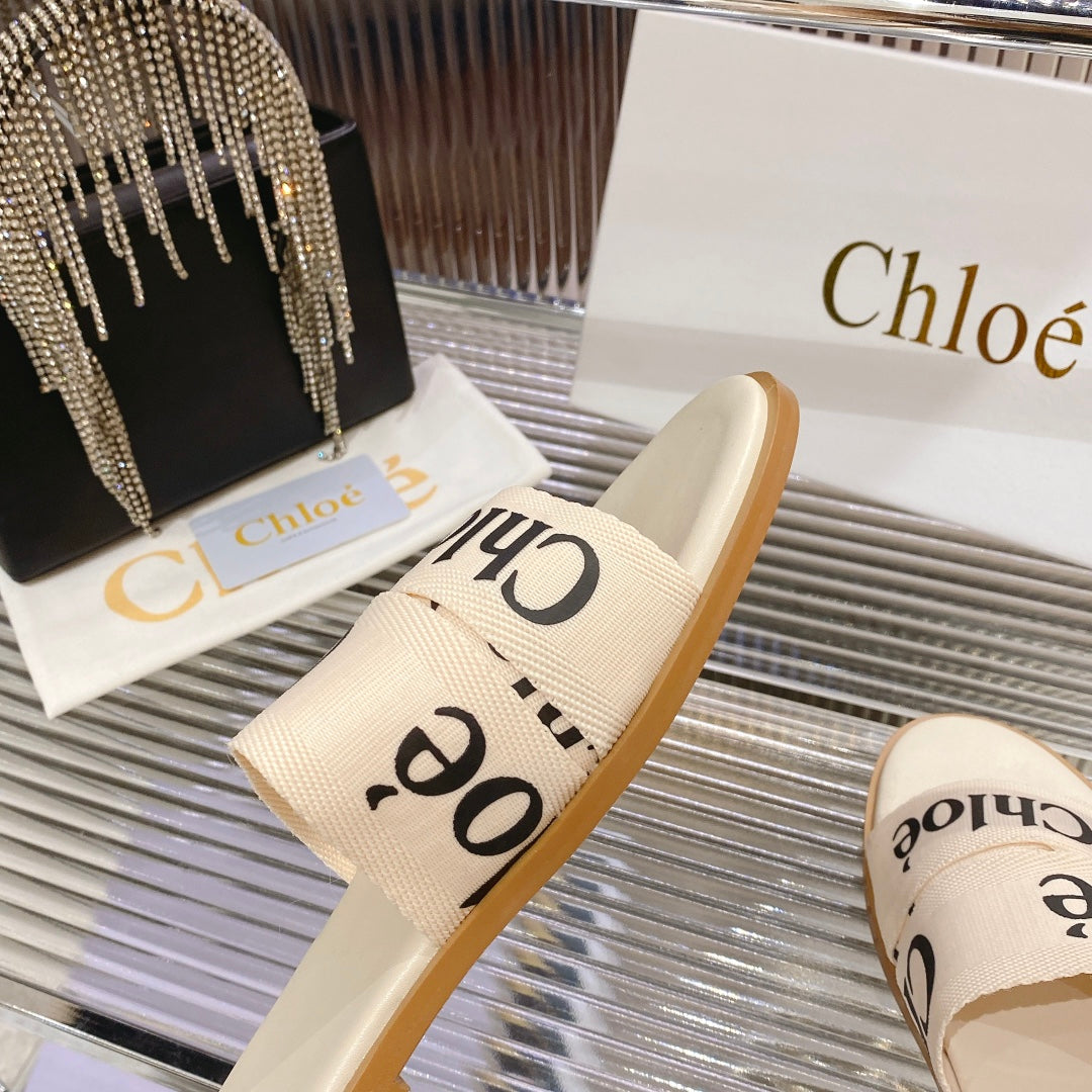 CHLO¨¦ WOODY SLIPPER IN BEIGE MIX BLACK CANVAS