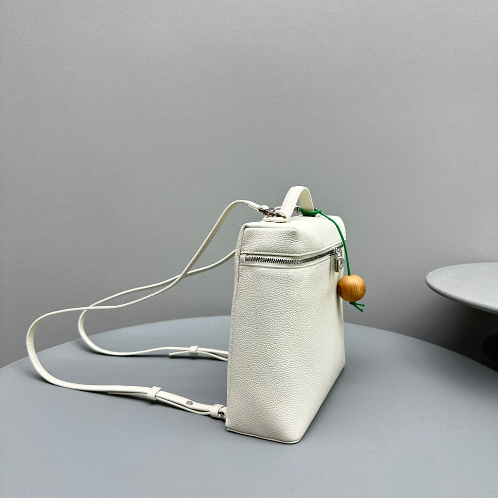 Extra Pocket Backpack 23 White Cowhide Shw