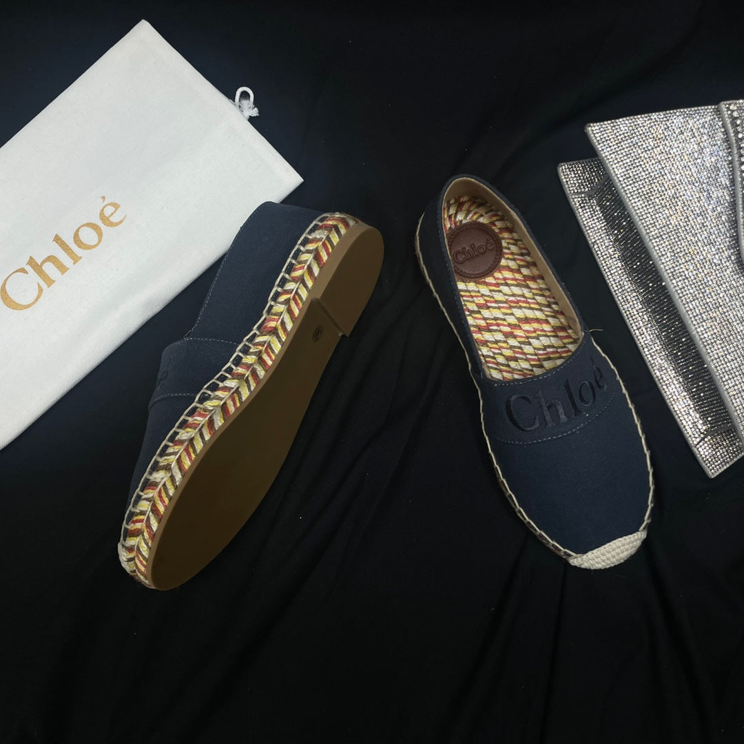 CHLO¨¦ WOVEN LOAFER IN BLACK DENIM AND COLORFUL RAFFIA