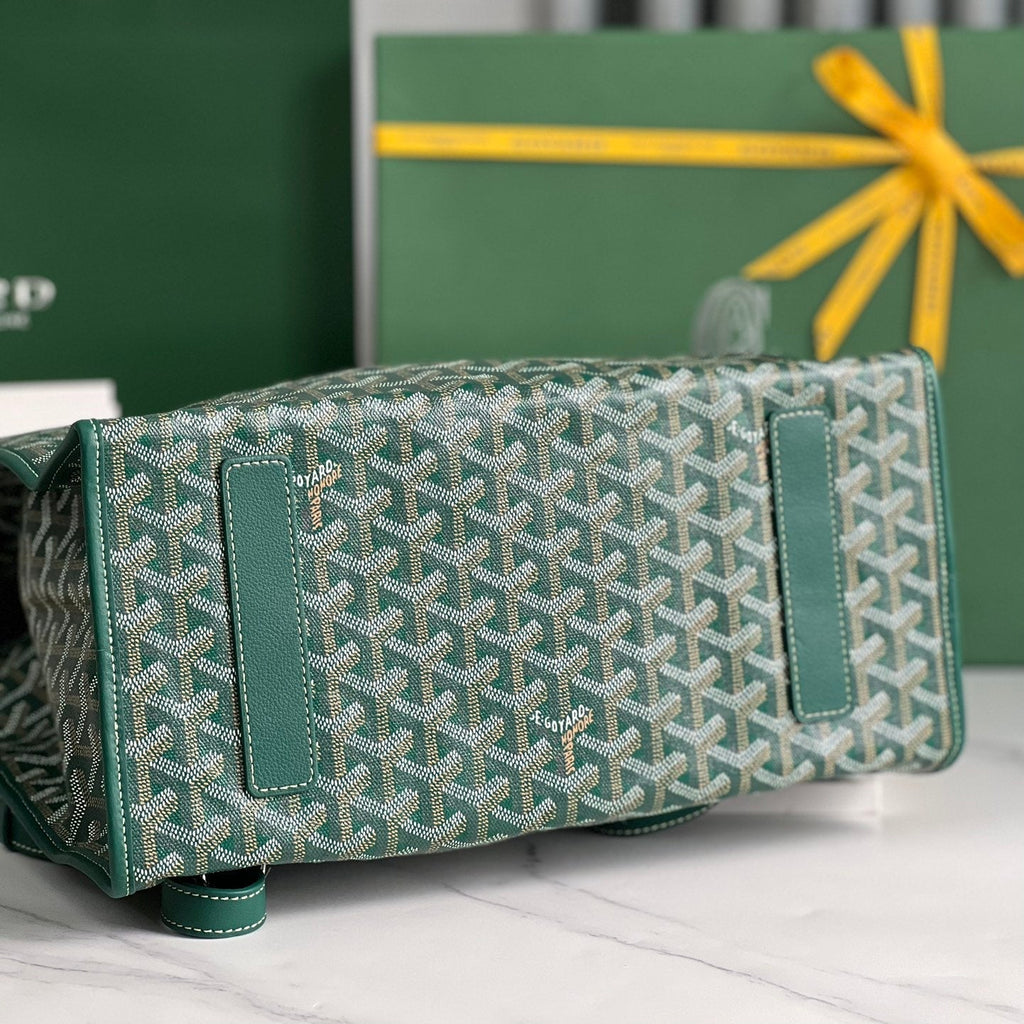 SAINT L¨¦GER BACKPACK 35 IN GREEN GOYARDINE CANVAS AND CALFSKIN WITH CARTOON PATCH