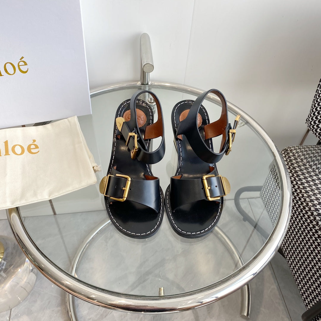 CHLO¨¦ REBECCA LOW HEELED SANDAL IN BLACK LAMBSKIN GOLD HARDWARE