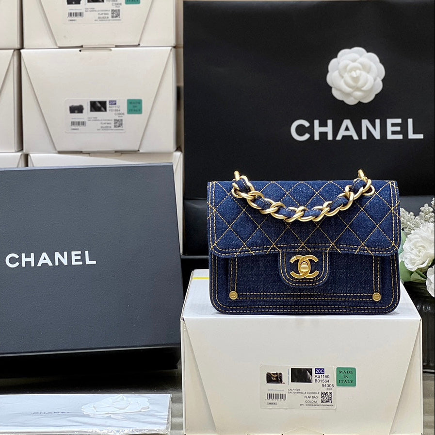 25S CHANEL MESSENGER BAG 19 IN BLUE DENIM GOLD HARDWARE
