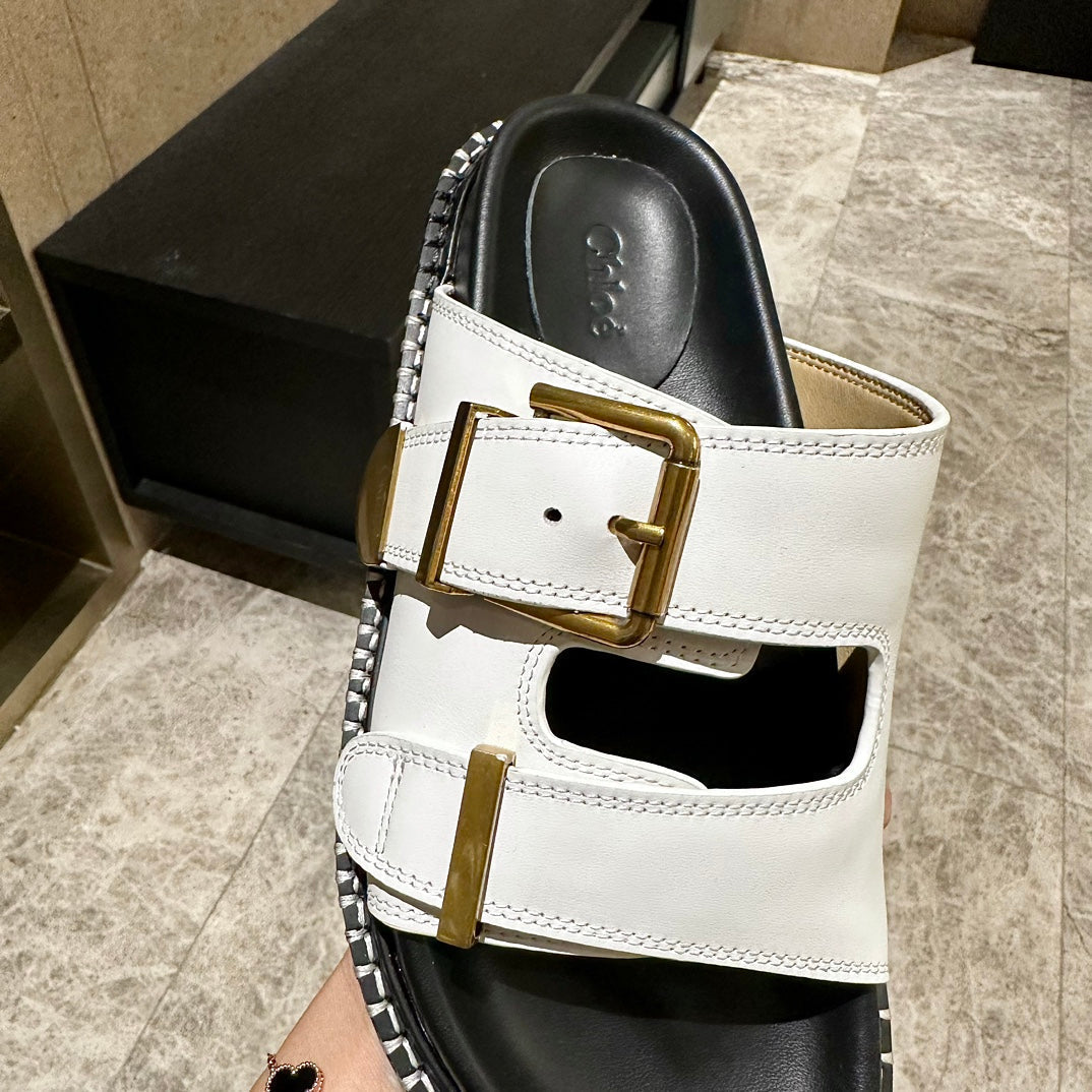 CHLO¨¦ DAD SANDALS IN WHITE CALFSKIN WITH GOLD HARDWARE