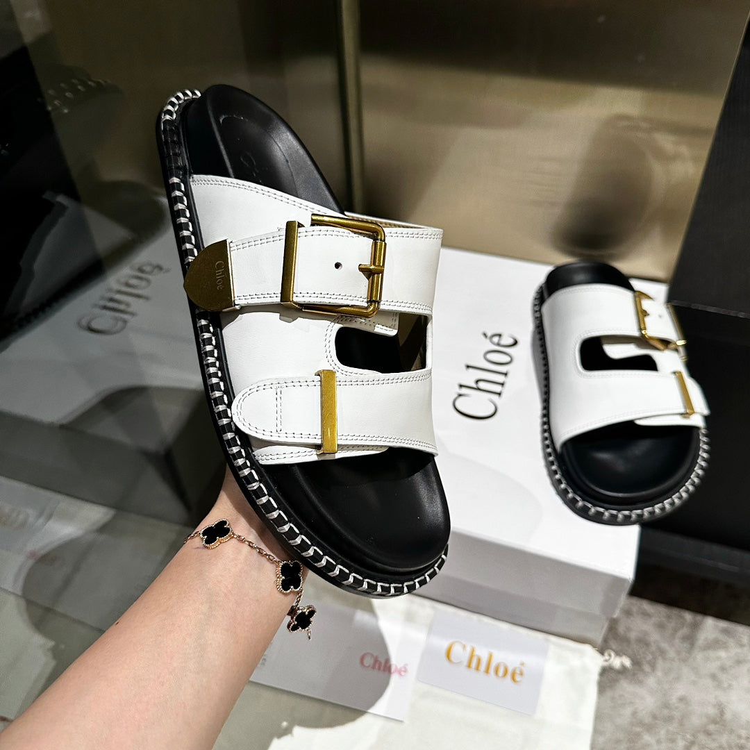 CHLO¨¦ DAD SANDALS IN WHITE CALFSKIN WITH GOLD HARDWARE