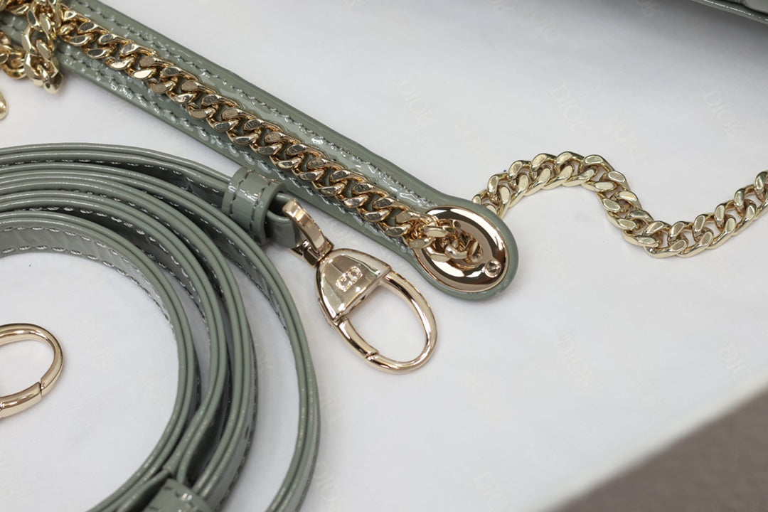 MINI LADY BAG 17 IN PALE LEAF GREEN QUILTED MACROCANNAGE CALFSKIN