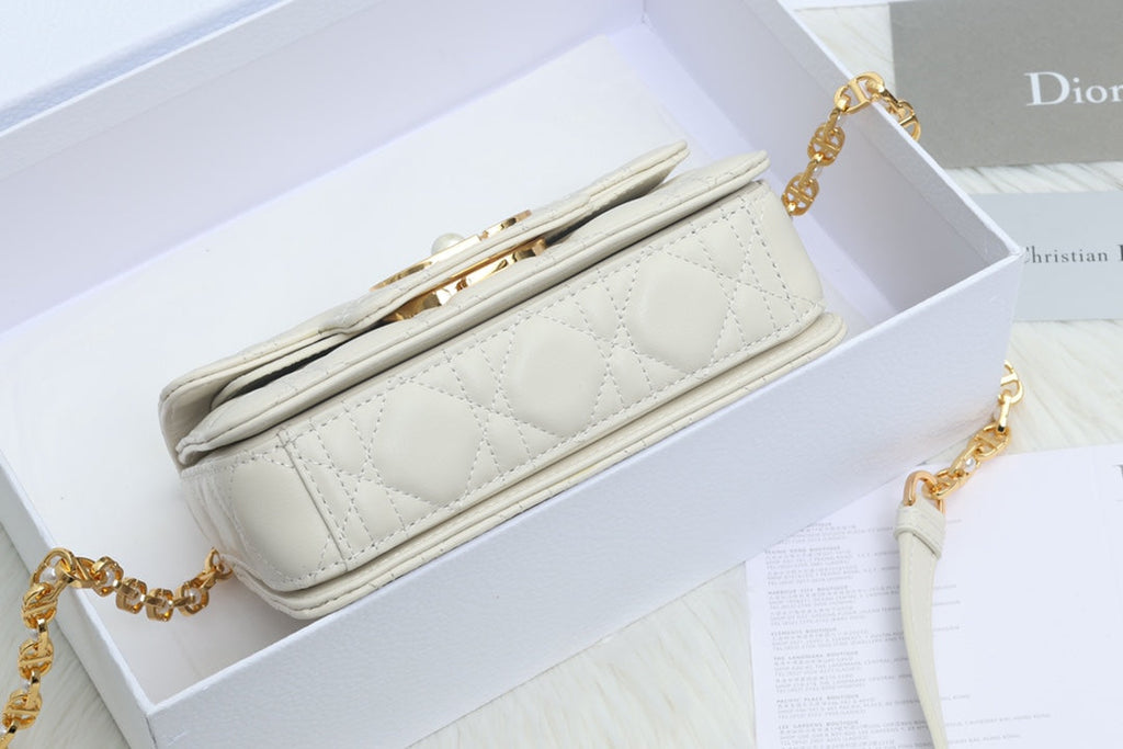 JOLIE TOP HANDLE BAG 19 IN WHITE CANNAGE CALFSKIN