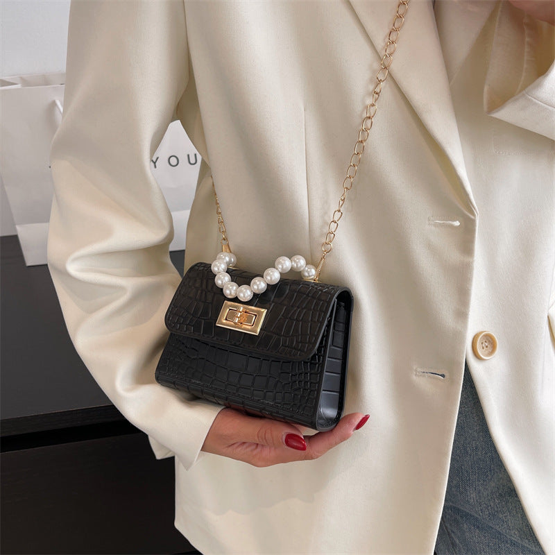 2025 Mini Black Winter Pearl Chain Crossbody Shoulder Square Bag for Women