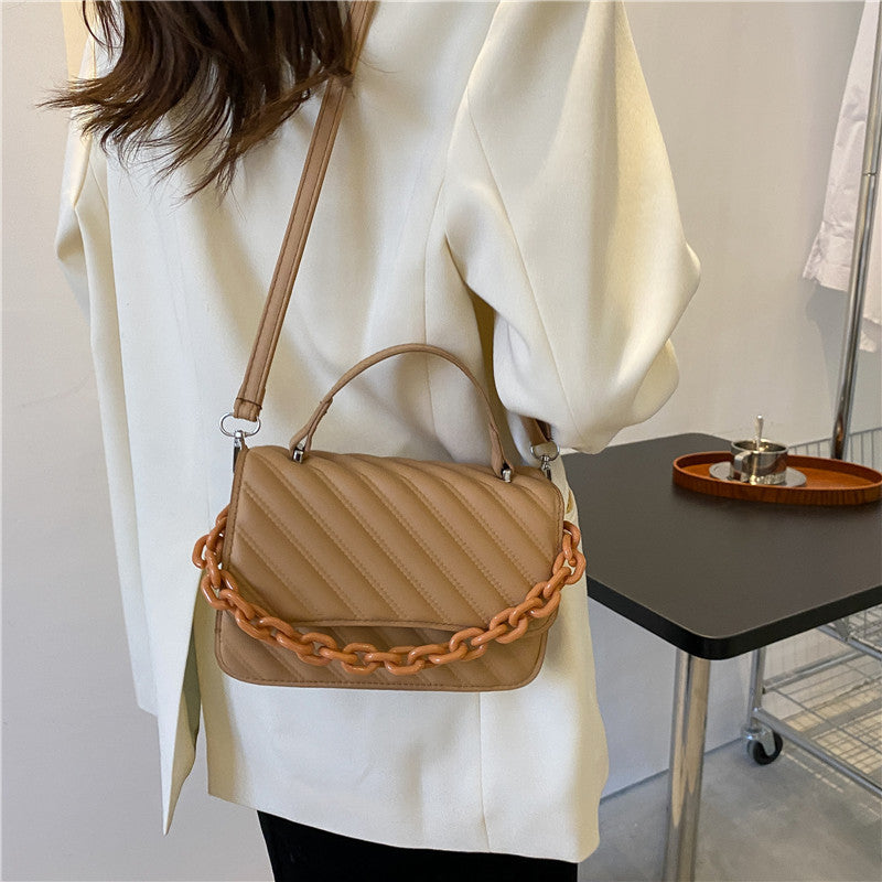 2025 Vintage Women's Autumn Trendy Quilted Chain Crossbody Shoulder Small Square Bag