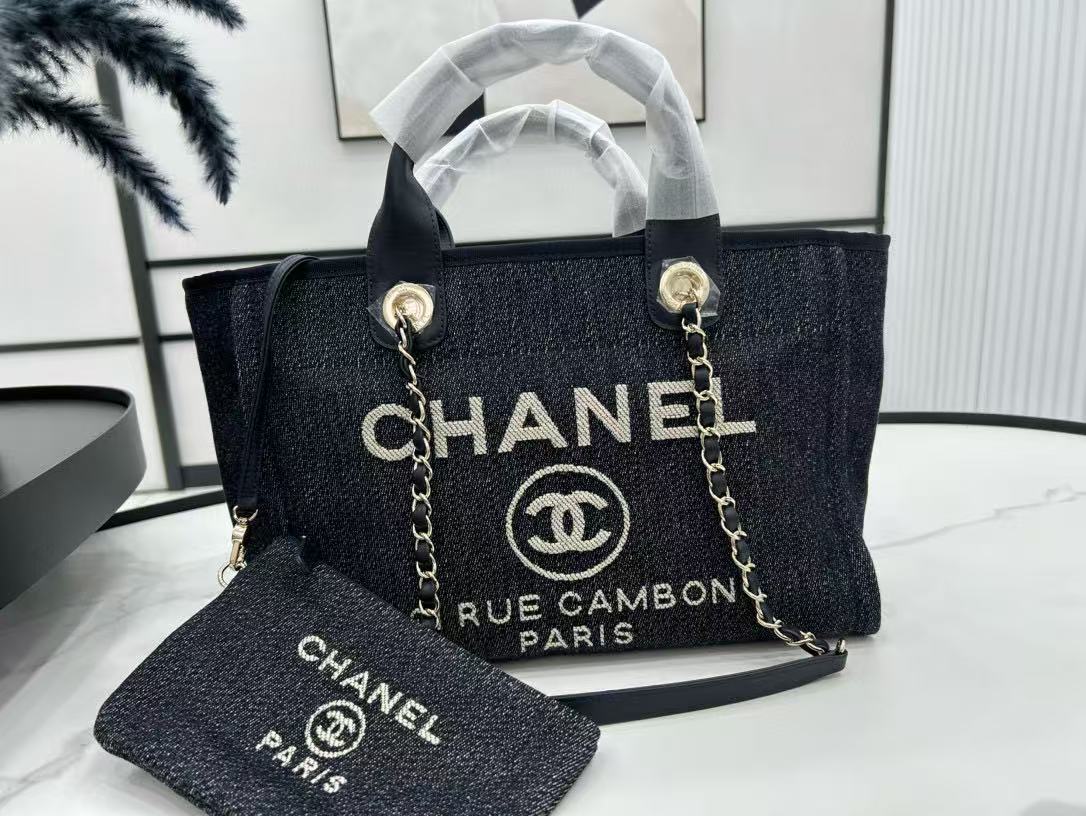 CC DEAUVILLE MEDIUM 33 TOTE BAG IN BLACK CANVAS GHW