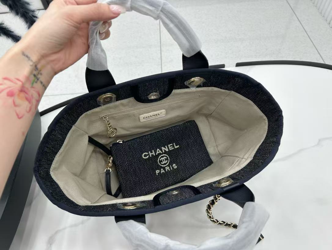 CC DEAUVILLE MEDIUM 33 TOTE BAG IN BLACK CANVAS GHW