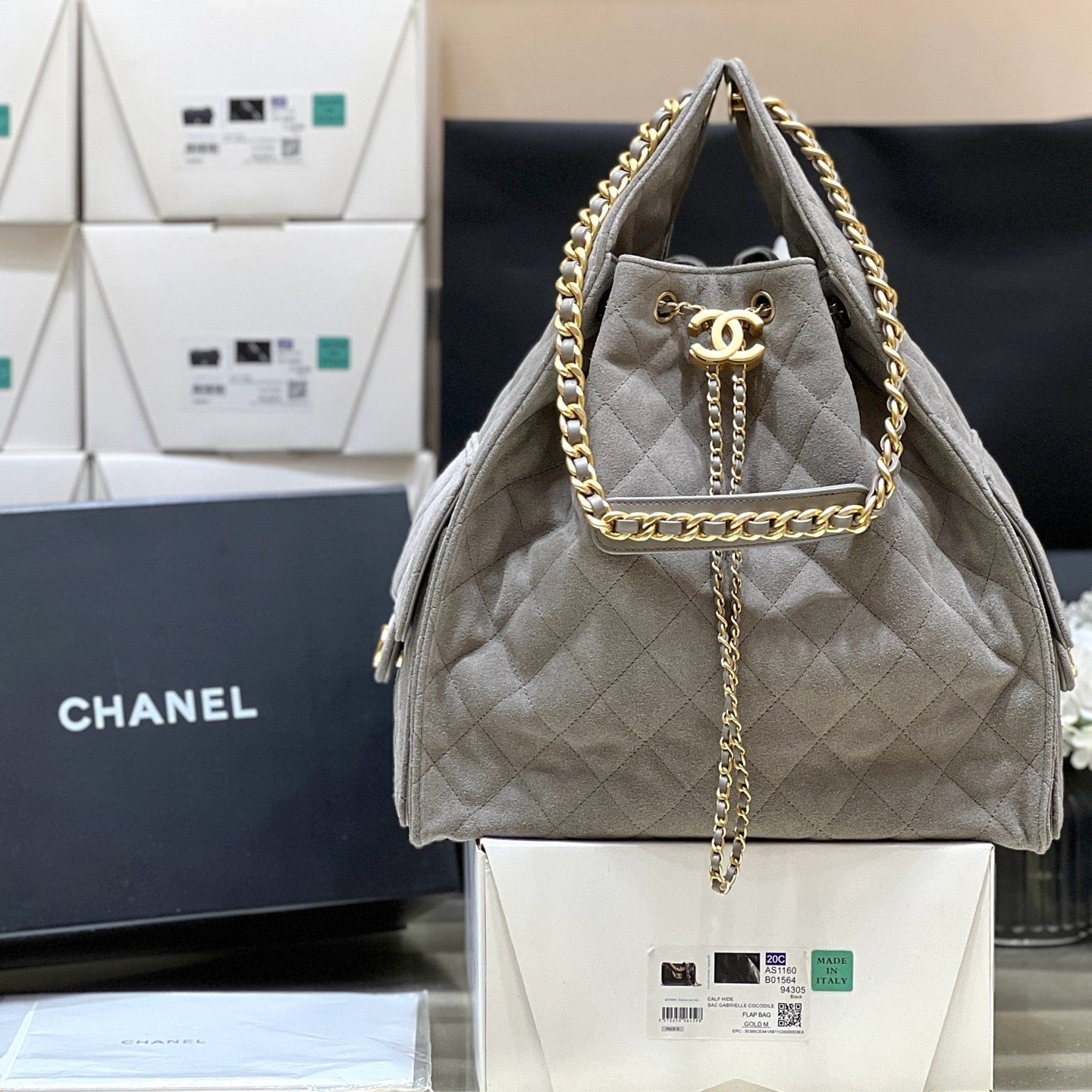 CC 25C HANDBAG IN GRAY 40 SUEDE CALFSKIN GOLD HARDWARE