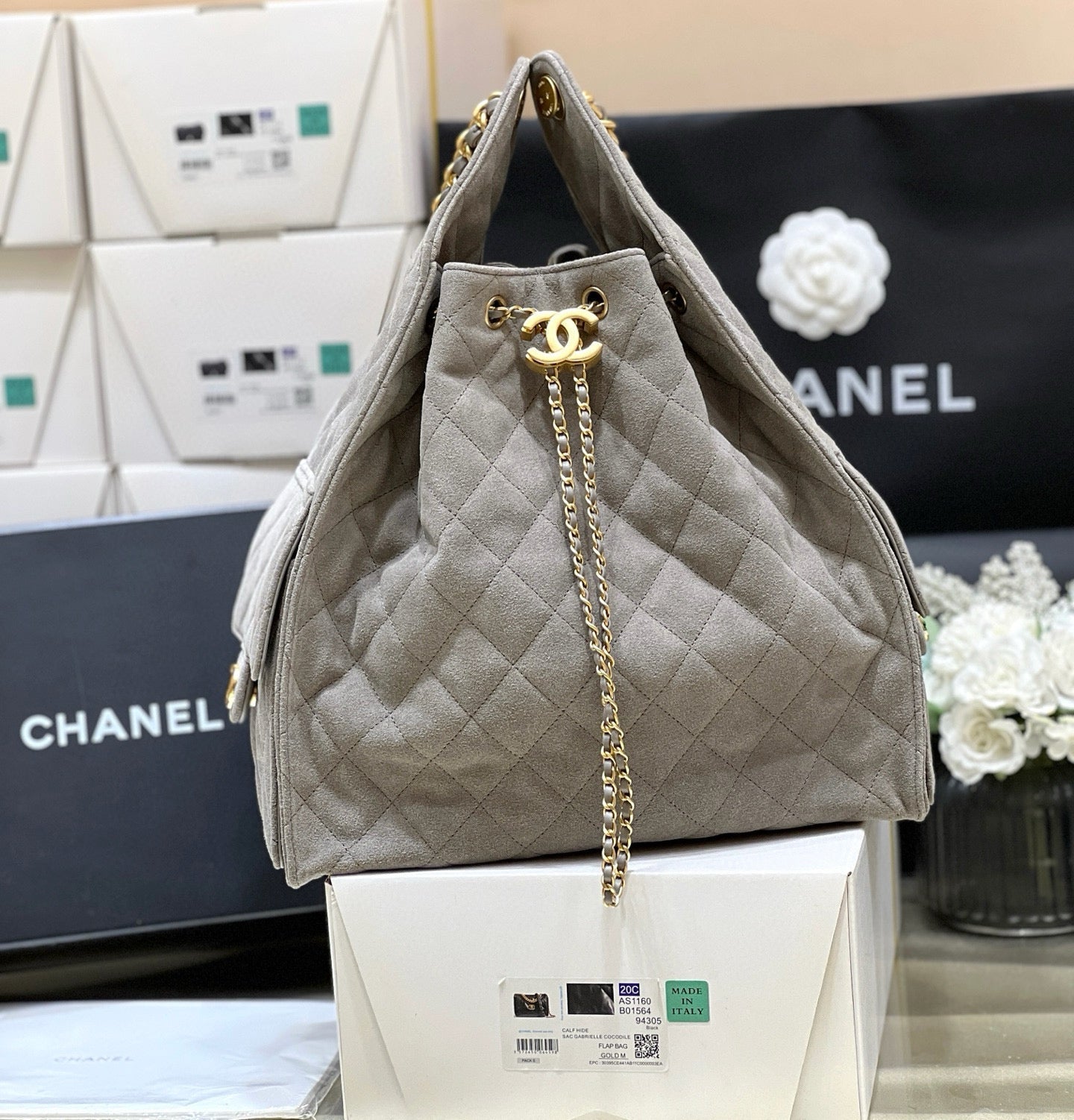 CC 25C HANDBAG IN GRAY 40 SUEDE CALFSKIN GOLD HARDWARE