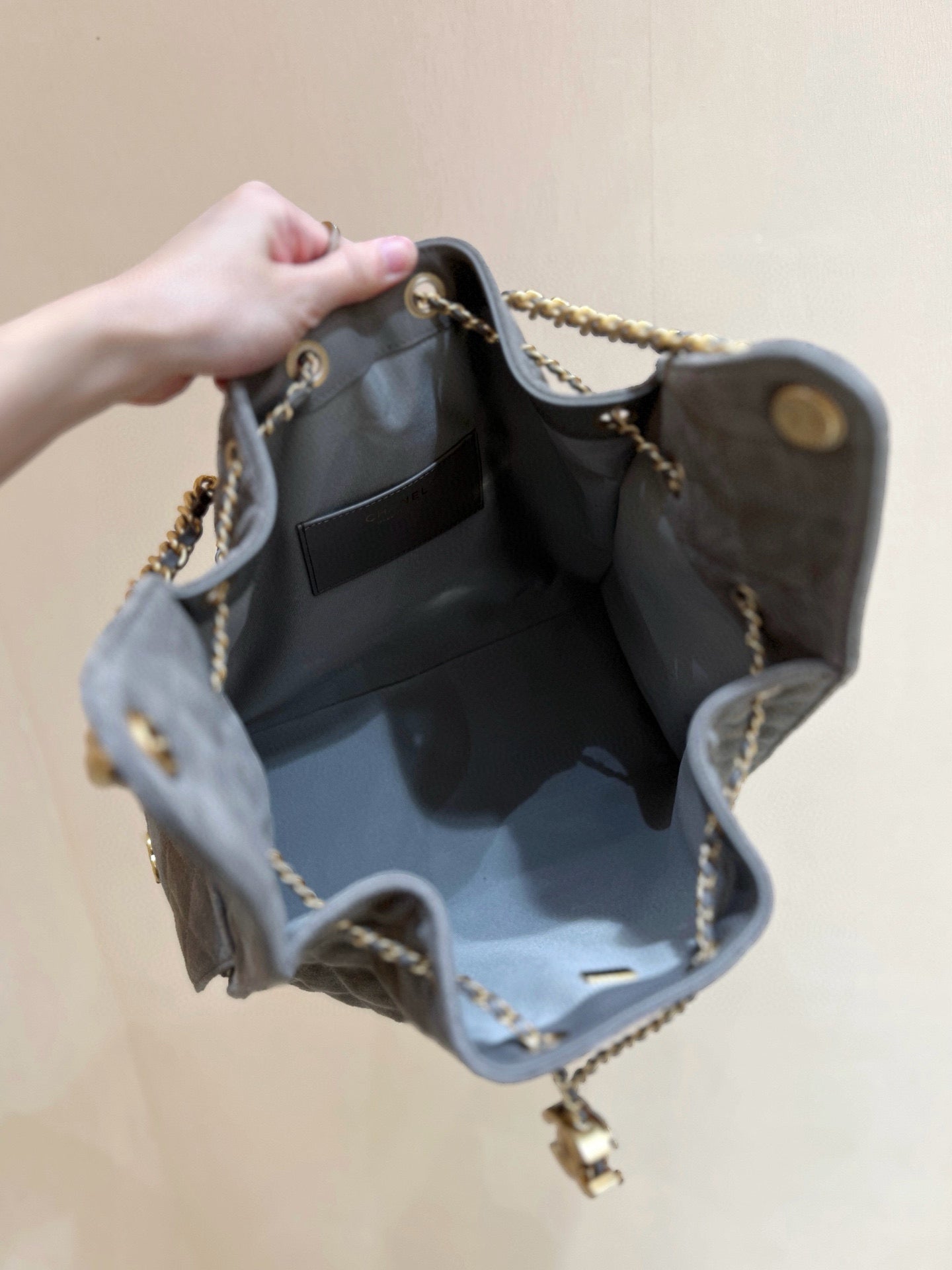 CC 25C HANDBAG IN GRAY 40 SUEDE CALFSKIN GOLD HARDWARE