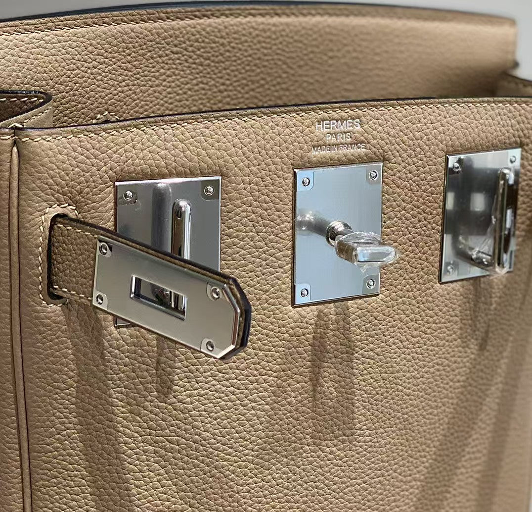 HAC ¨¤ DOS PM BACKPACK IN LIGHT BROWN TOGO CALFSKIN