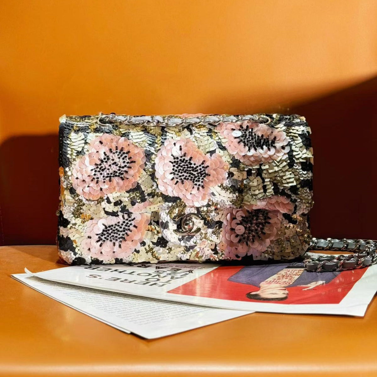 CC FLORAL SHOULDER BAG IN MULTICOLOR SEQUIN
