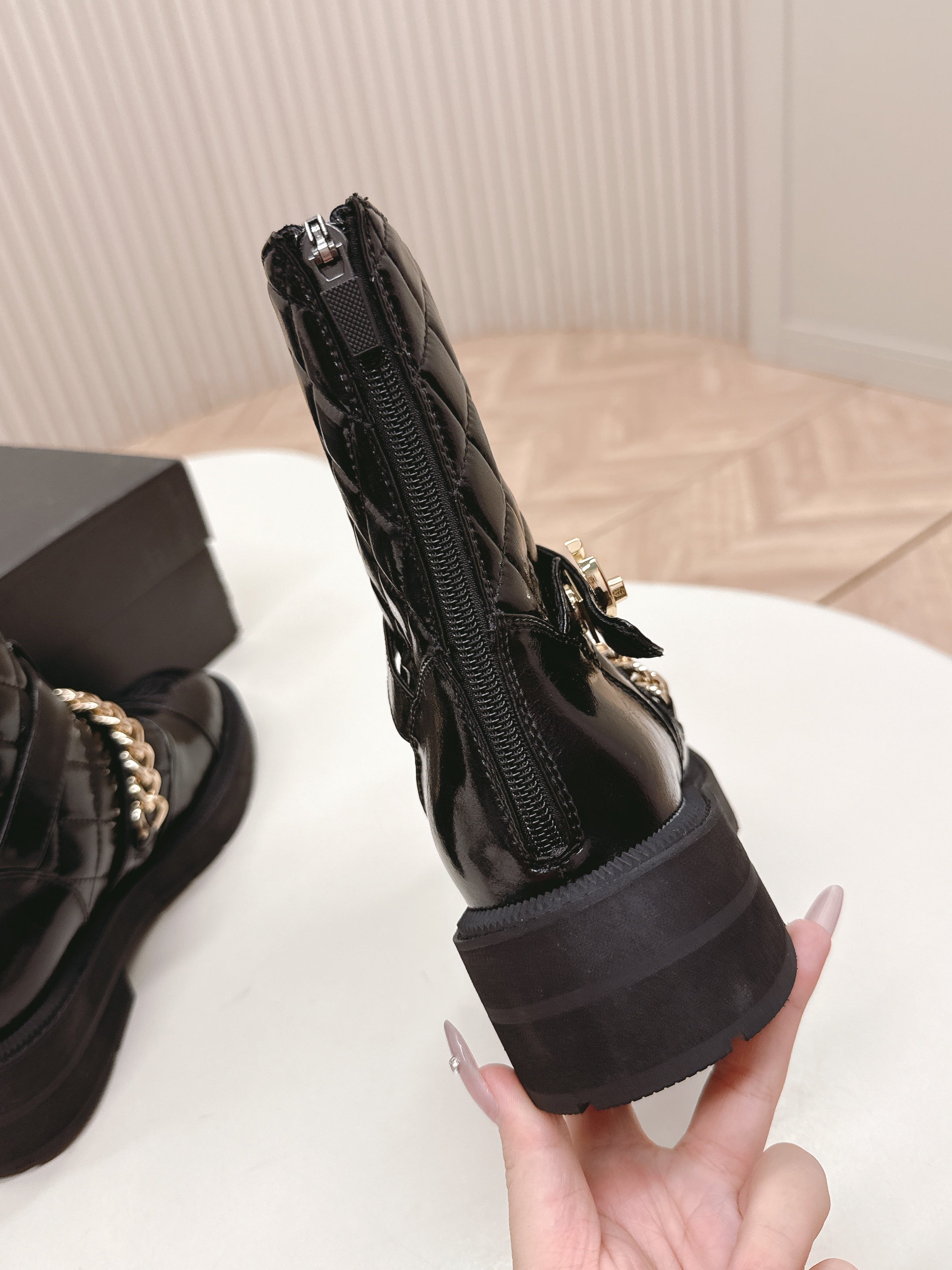 CHANEL ANKLE BOOTS 25S IN BLACK SHINY LAMBSKIN WITH GOLD HARDWARE