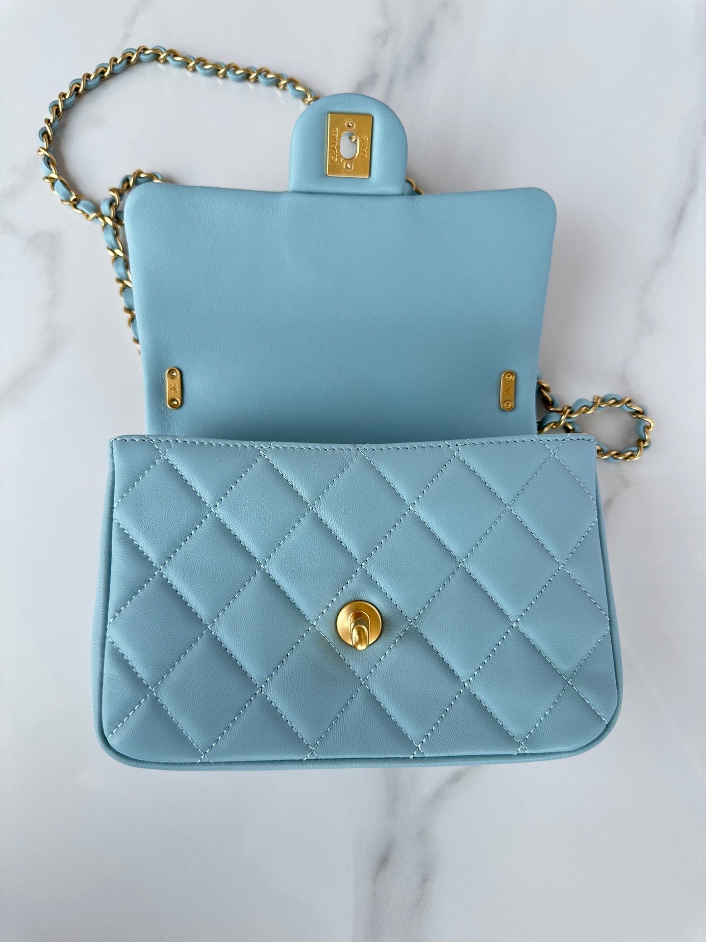 CC SMALL 20 FLAP BAG IN LIGHT BLUE CALFSKIN