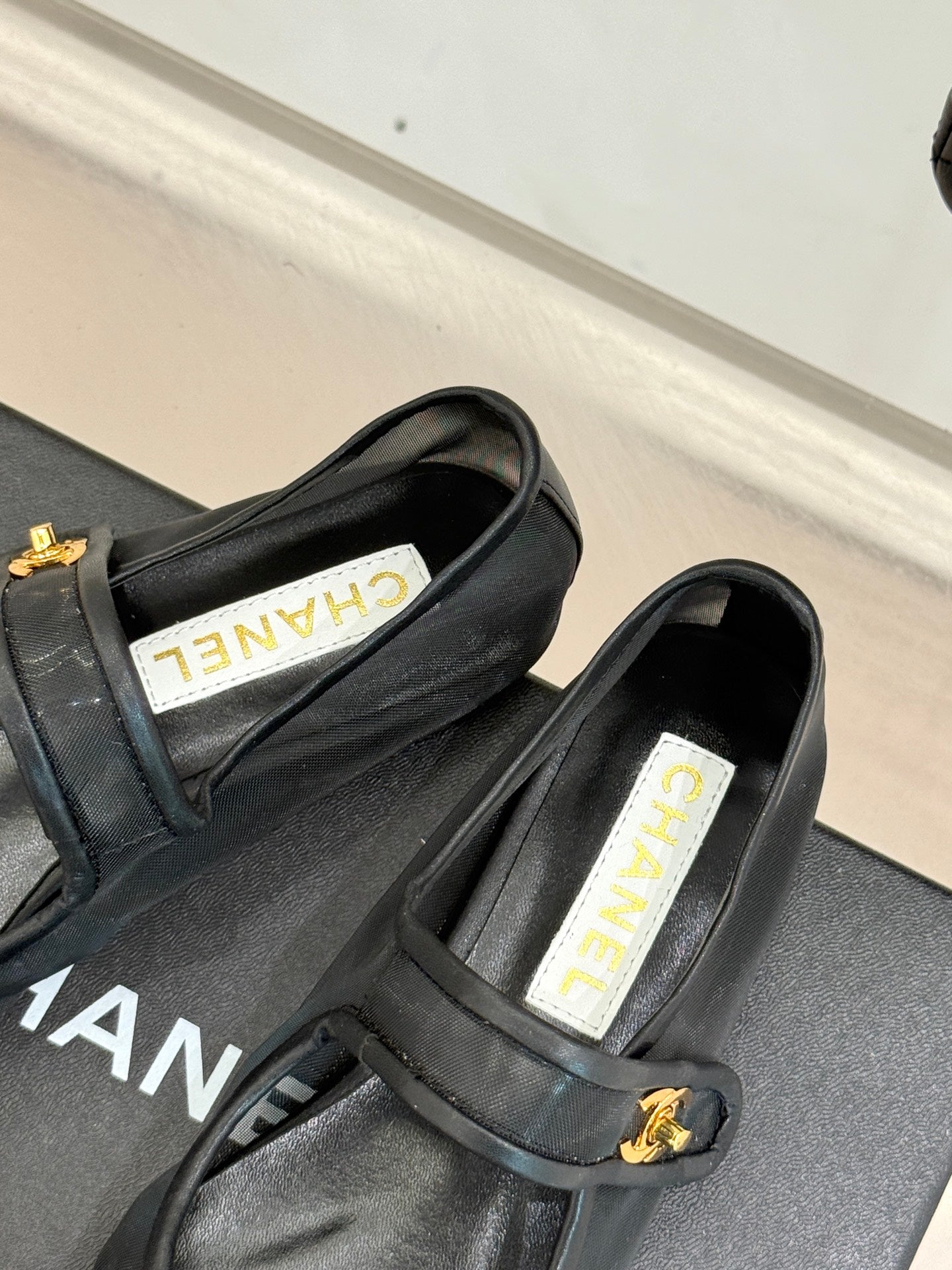 FLAT SHOES IN BLACK MESH MIX LAMBSKIN