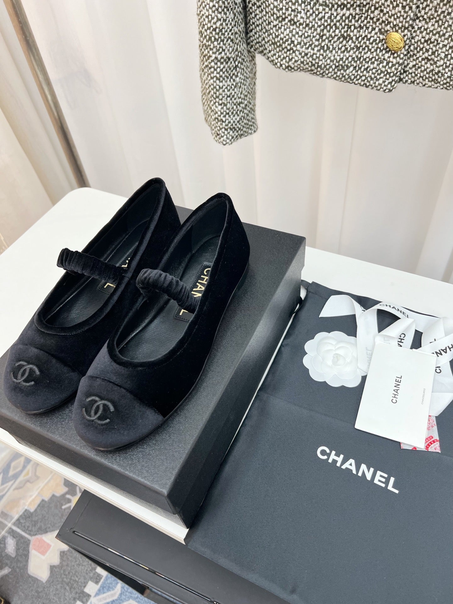 CC MARY JANE FLAT IN BLACK VELVET