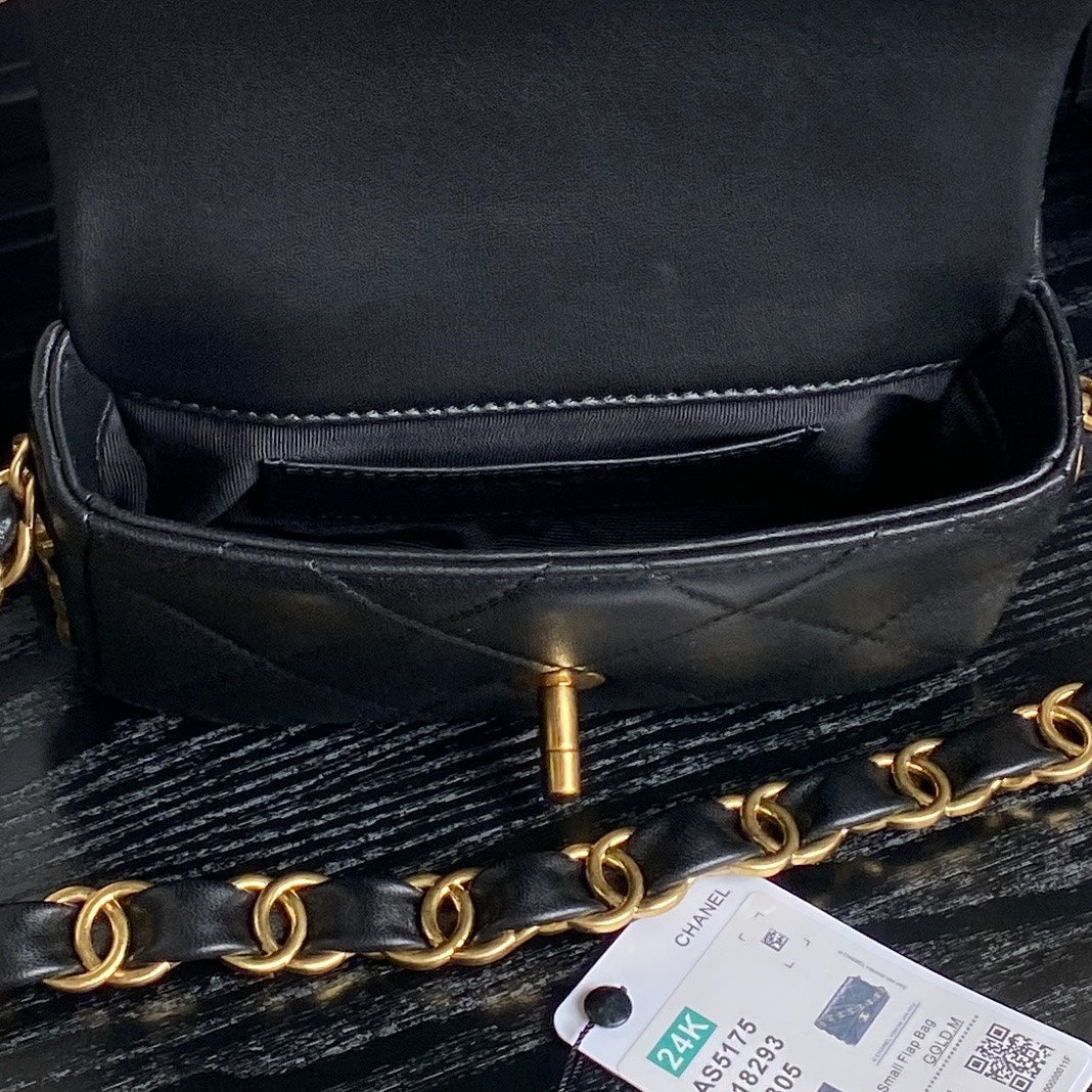 MINI FLAP BAG 16 IN BLACK CALFSKIN GOLD DOUBLE C THICK CHAIN