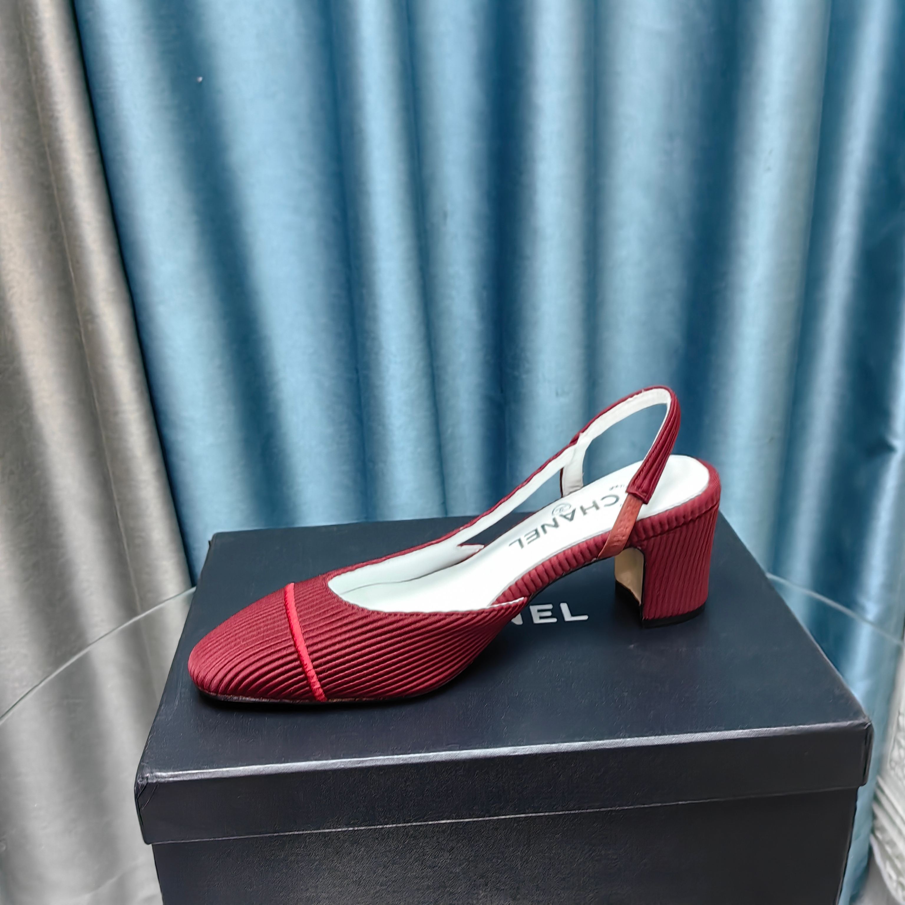 CC SLINGBACK 25S 65 MM IN RED FABRIC
