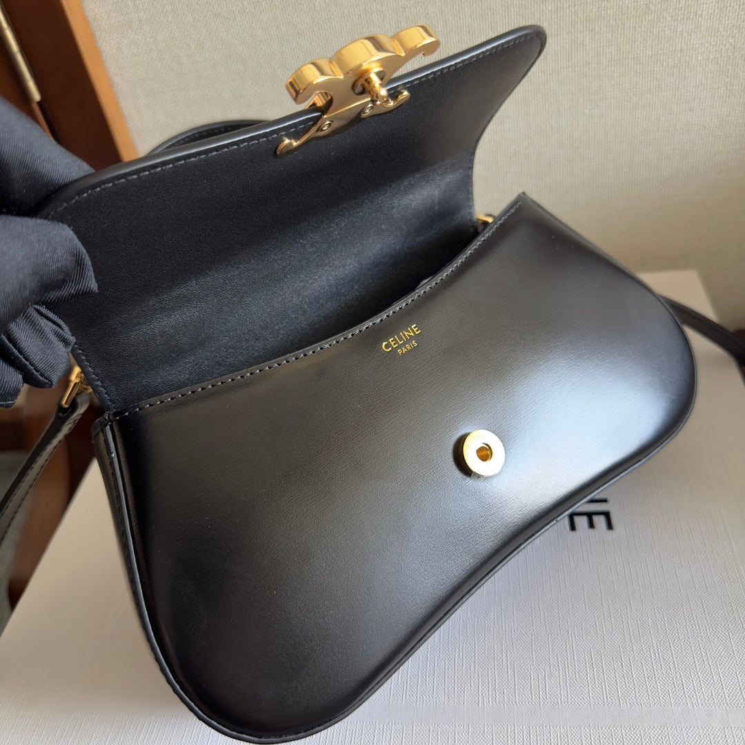 TEEN LOLA 20 IN BLACK CALFSKIN GOLD HARDWARE