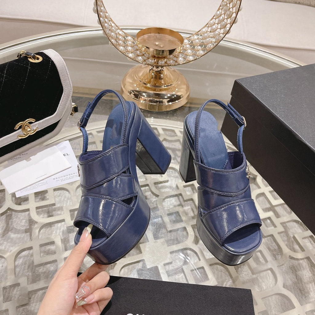 sandals blue patent crumpled lambskin