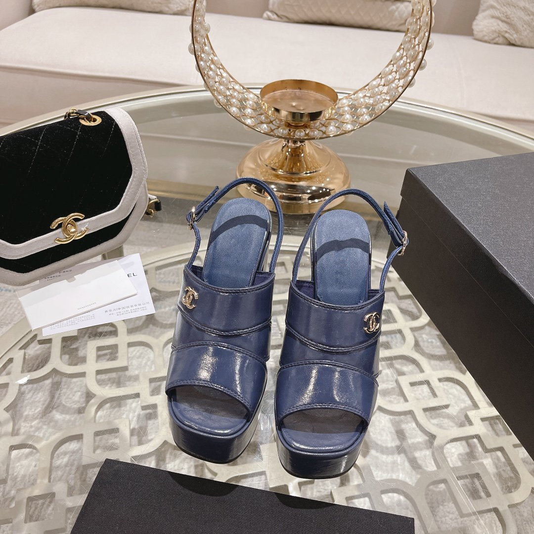 sandals blue patent crumpled lambskin