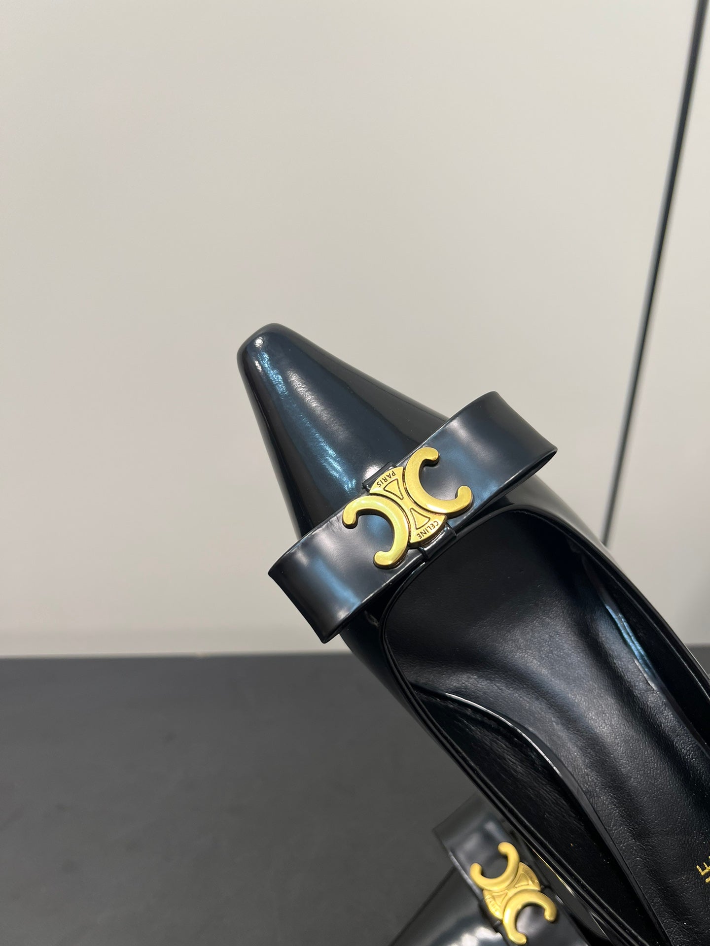 TRIOMPHE POINTED-TOE HIGH PUMPS IN BLACK SHINY CALFSKIN