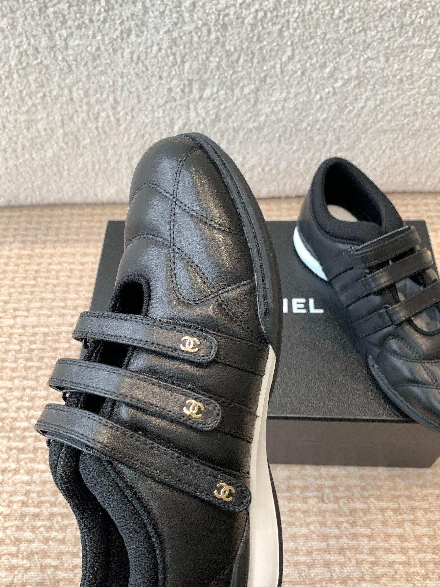MARY JANE SNEAKERS IN BLACK LAMBSKIN