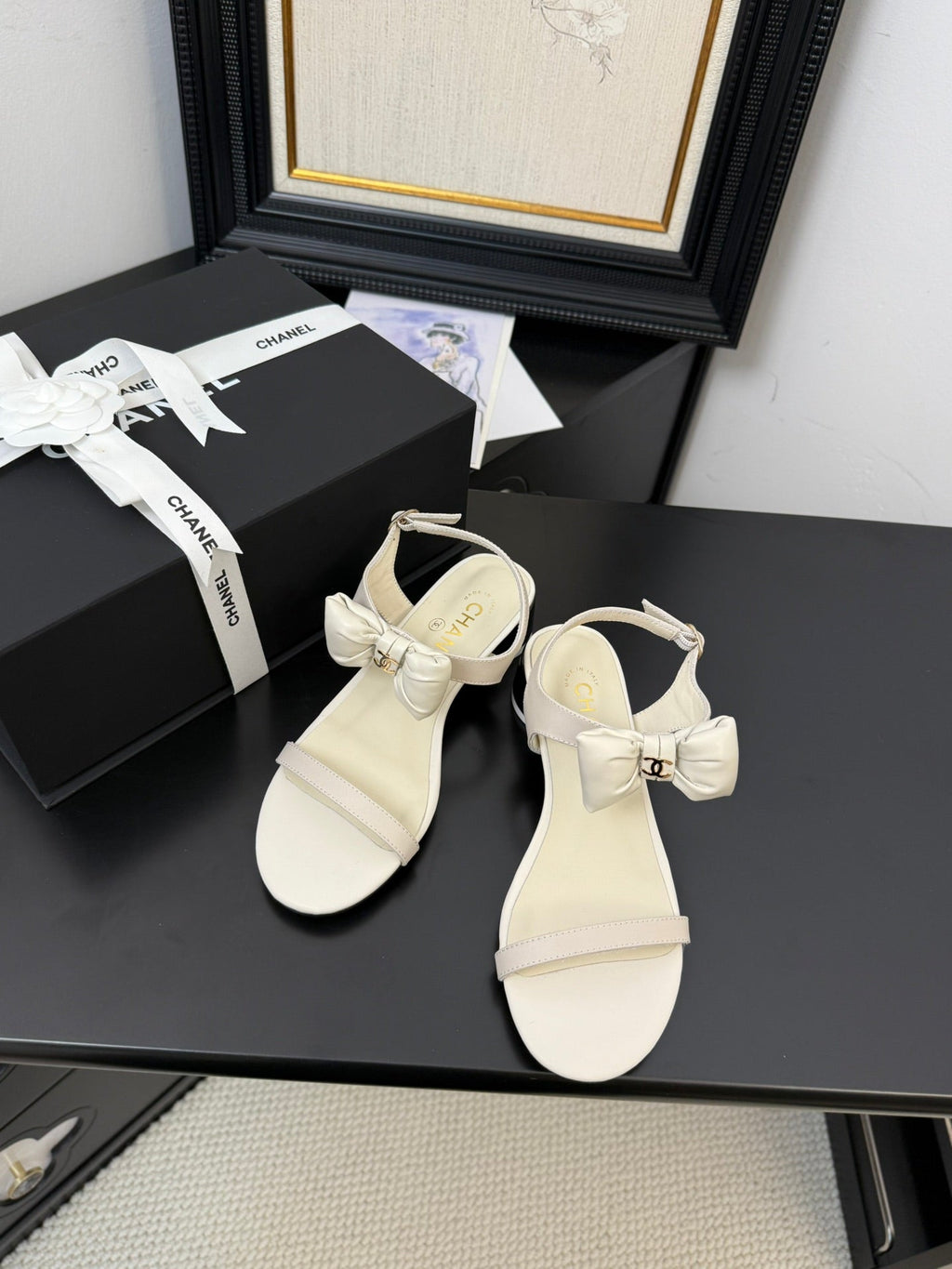 FLAT SANDALS 5 MM IN WHITE CREAM CALFSKIN