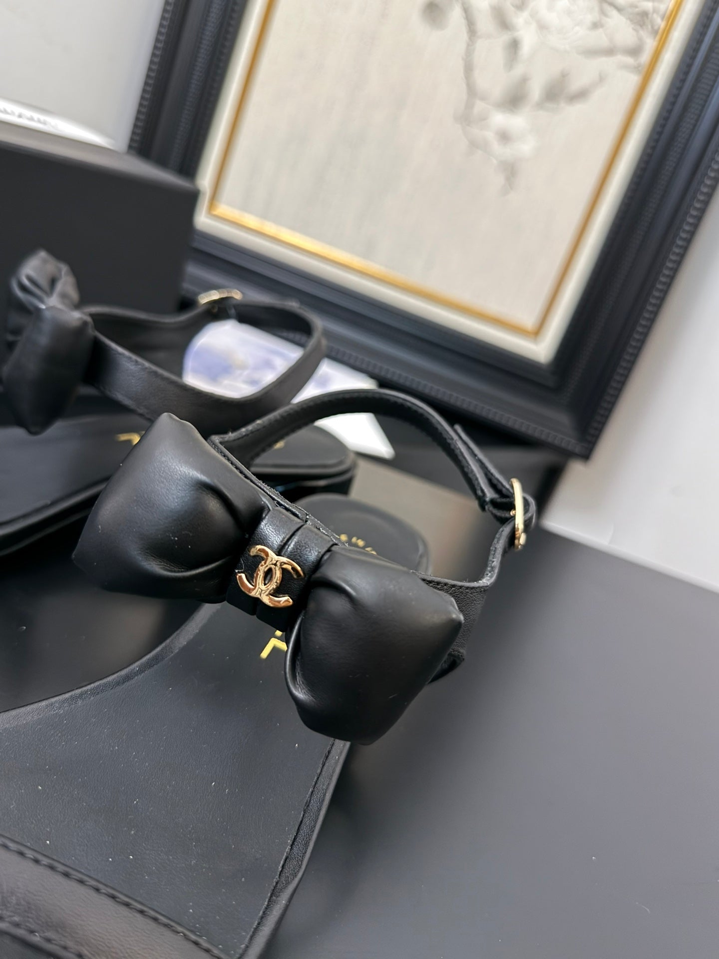 FLAT SANDALS 5 MM IN BLACK CALFSKIN