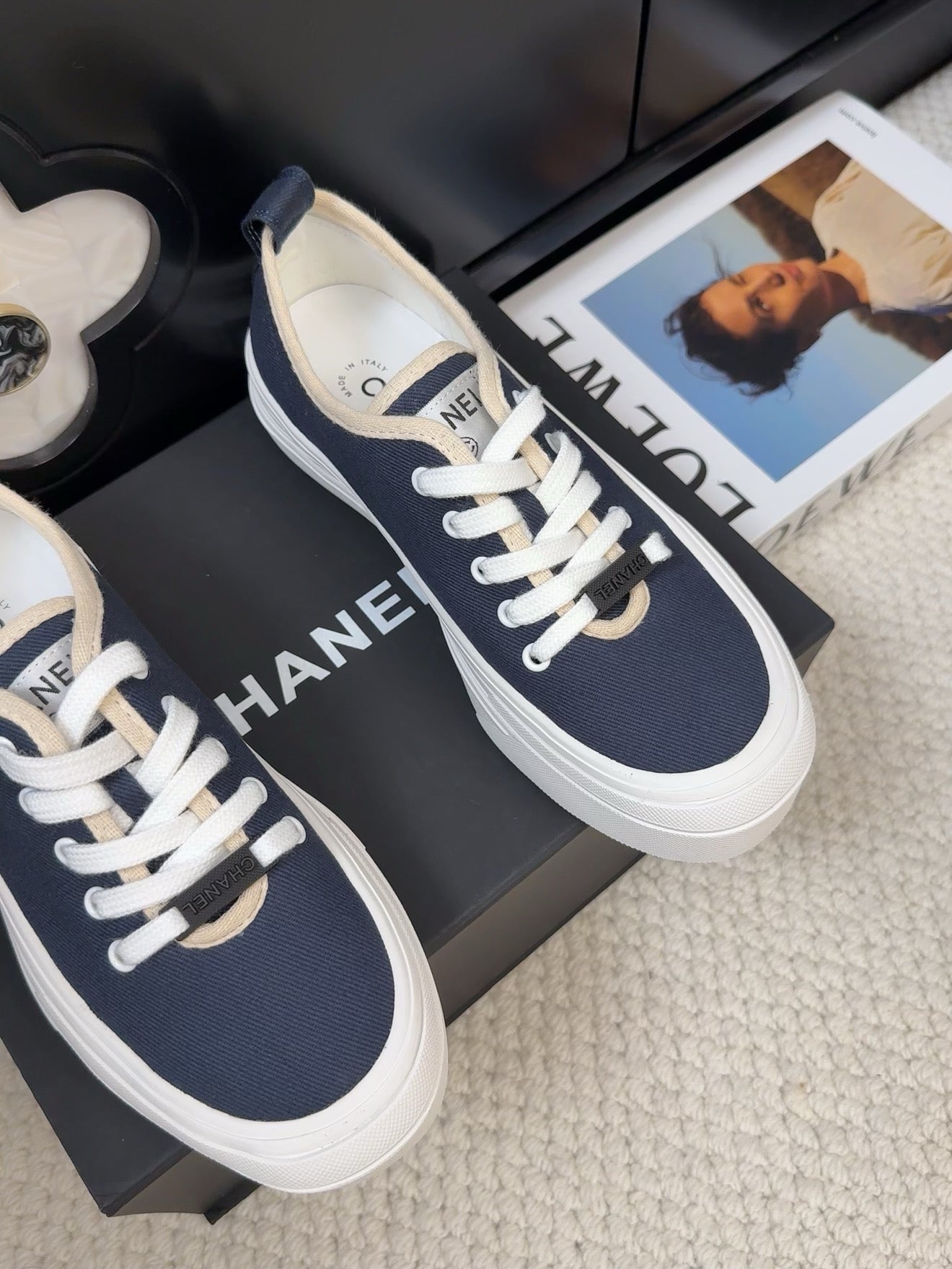 TRAINERS SHOES IN NAVY BLUE FABRIC