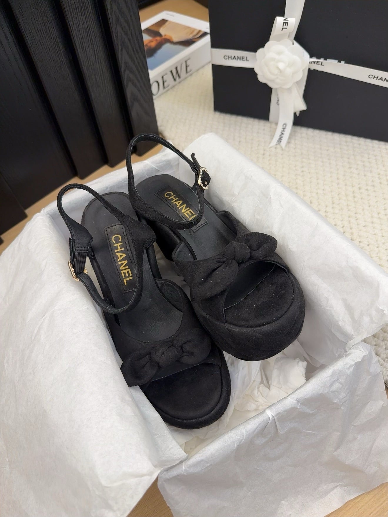 HIGH 12 CM PLATFORM SANDALS IN BLACK SUEDE