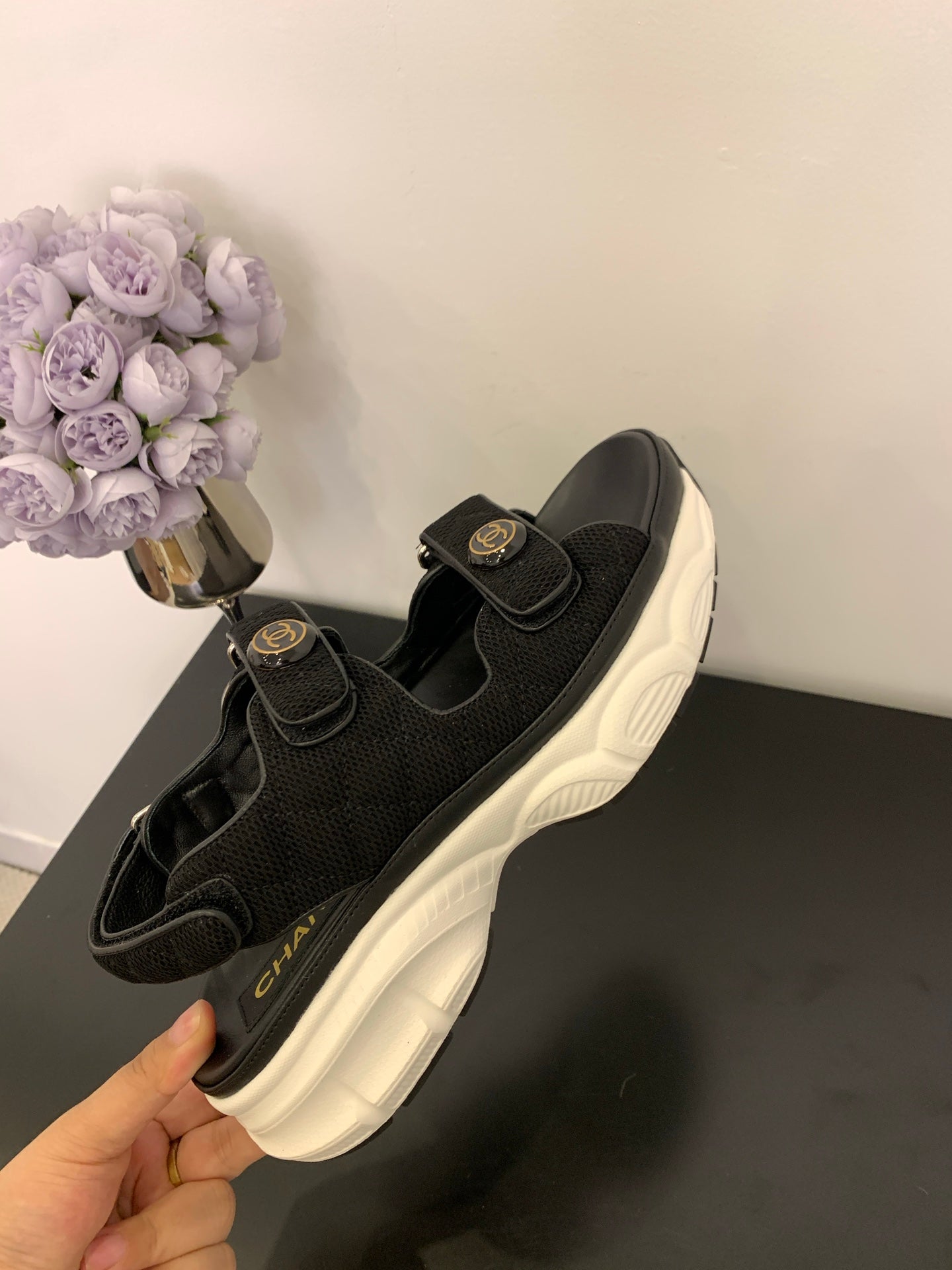 SANDAL 25S IN BLACK LAMBSKIN EMBOSED SNAKE PATTERN
