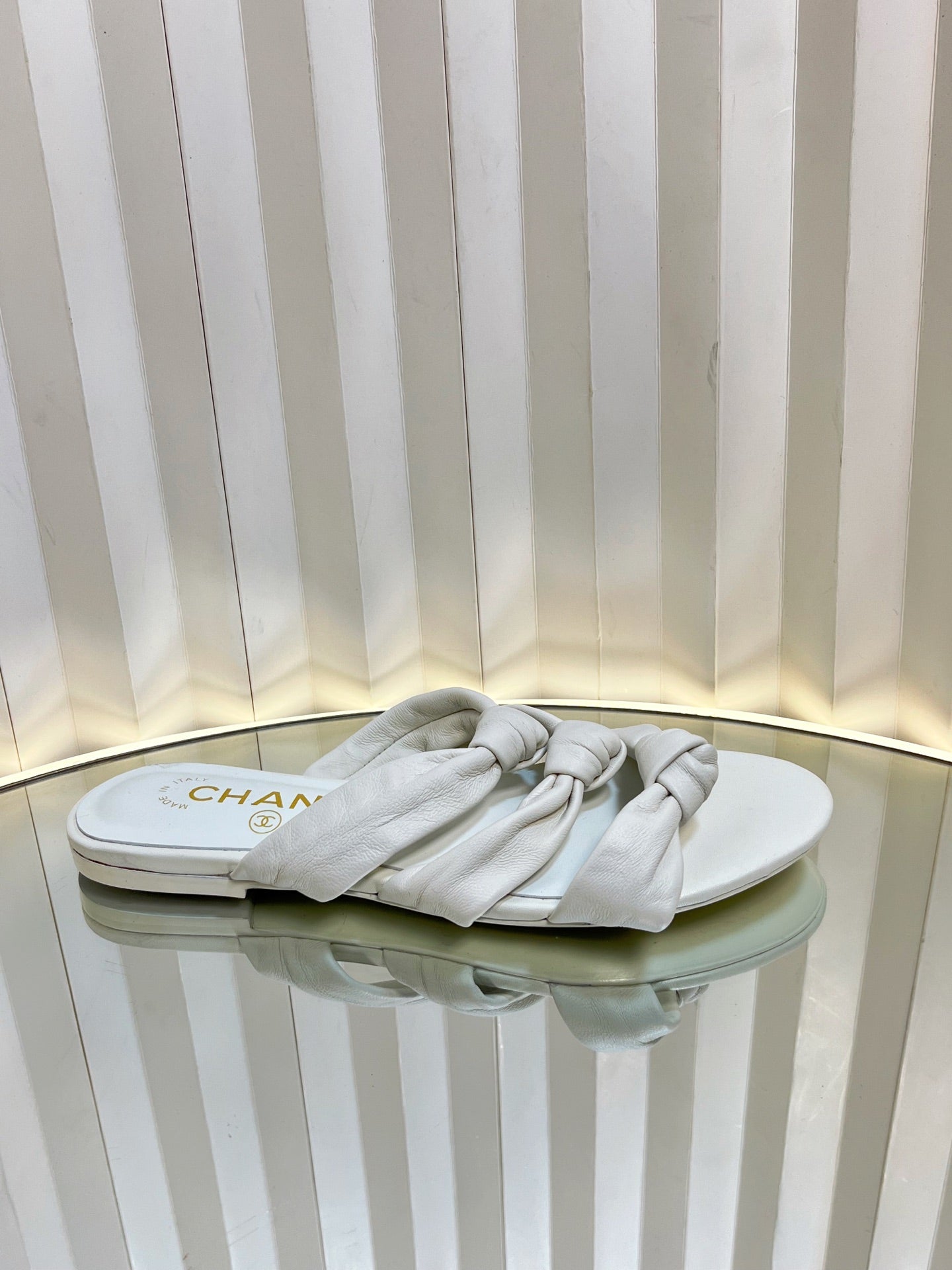 THREE STRAPS MULE IN WHITE CALFSKIN
