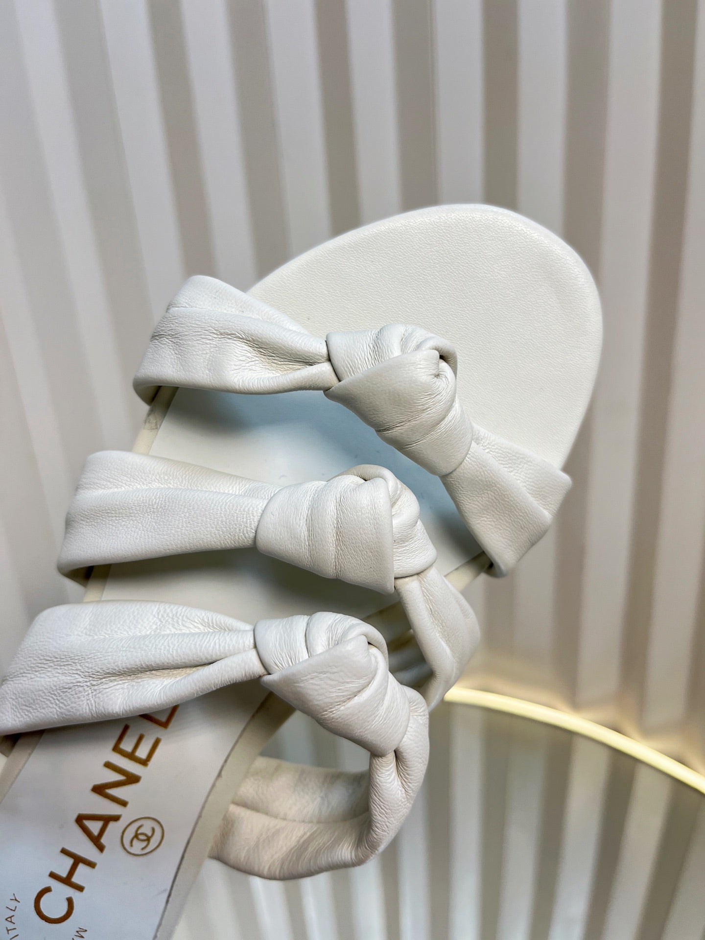 THREE STRAPS MULE IN WHITE CALFSKIN