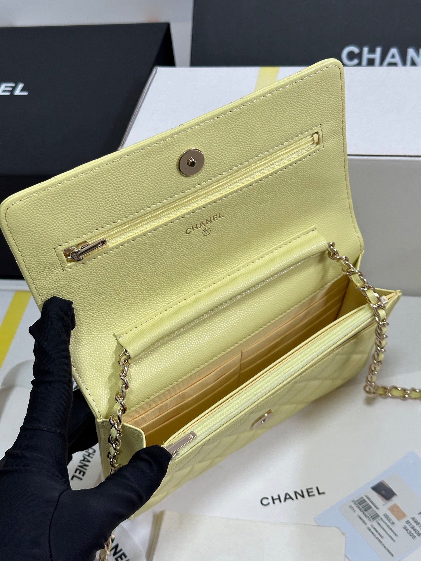 STRASS WOC ENTRUPY BAG 19 IN YELLOW CALFSKIN GOLD HARDWARE
