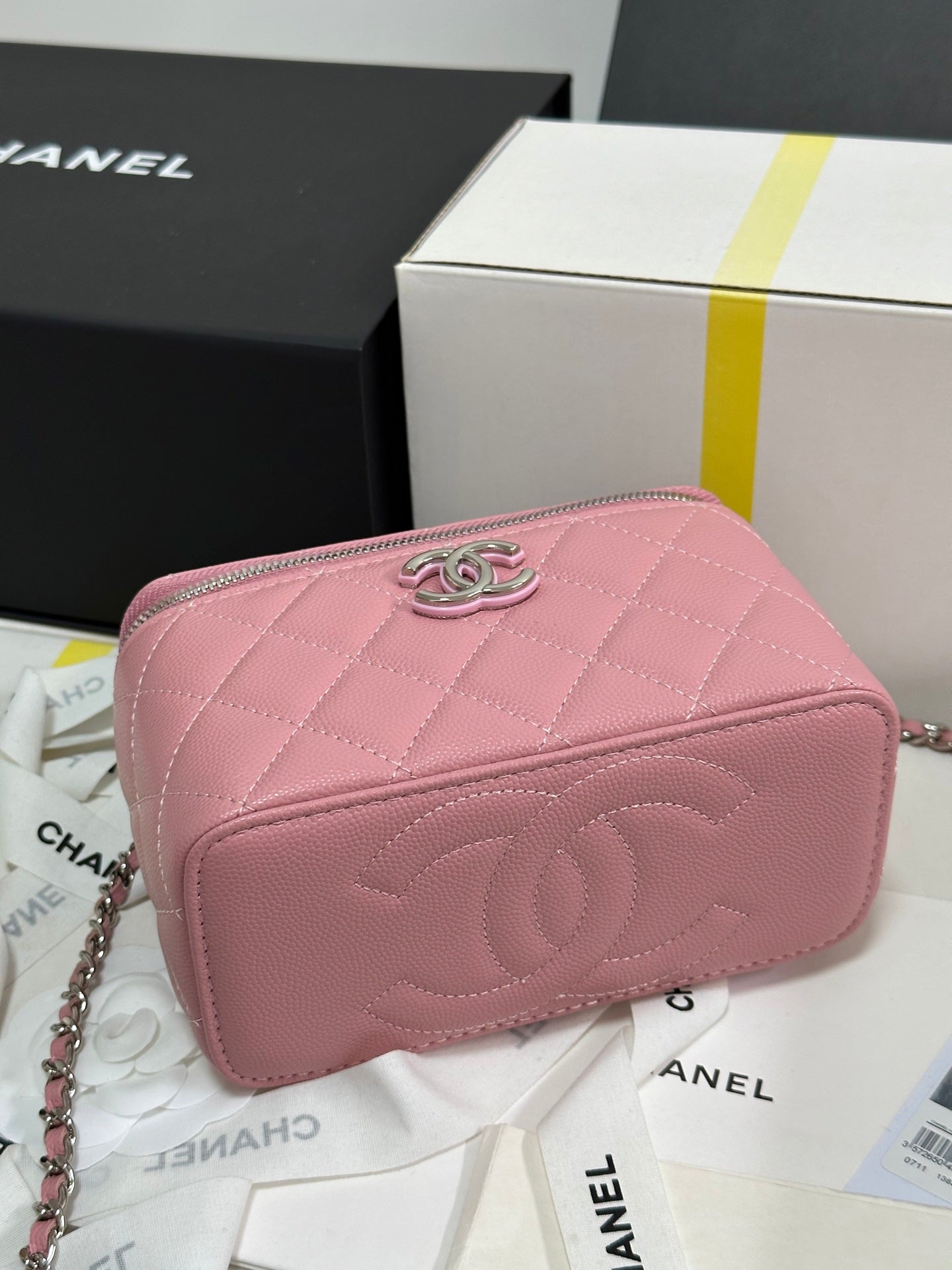 MINI VANITY TOP HANDLE CASE 17 IN PINK CAVIAR SKIN SILVER-TONE PLATED METAL
