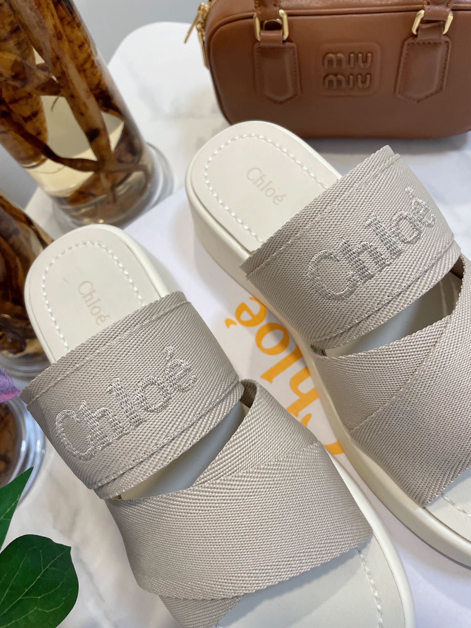 WOODY WEDGE SANDALS IN DOVE GREY CANVAS WITH WHITE RUBBER SOLE