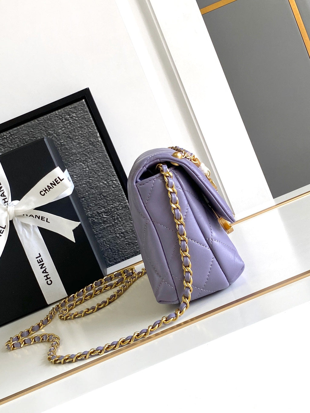 CC MINI 20 FLAP BAG IN LIGHT PURPLE LAMBSKIN GOLD HARDWARE